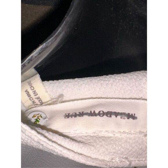 Beautiful  UNIQUE Anthropologie Meadow Rue Anele Crochet Top blouse size small G - Picture 6 of 8